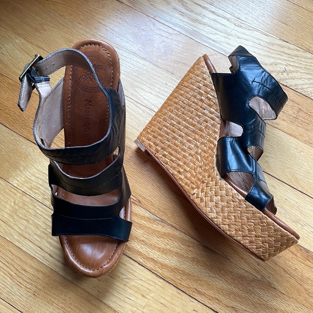 Modern Vintage Black Leather Platform Wedge Sandal, 38.5